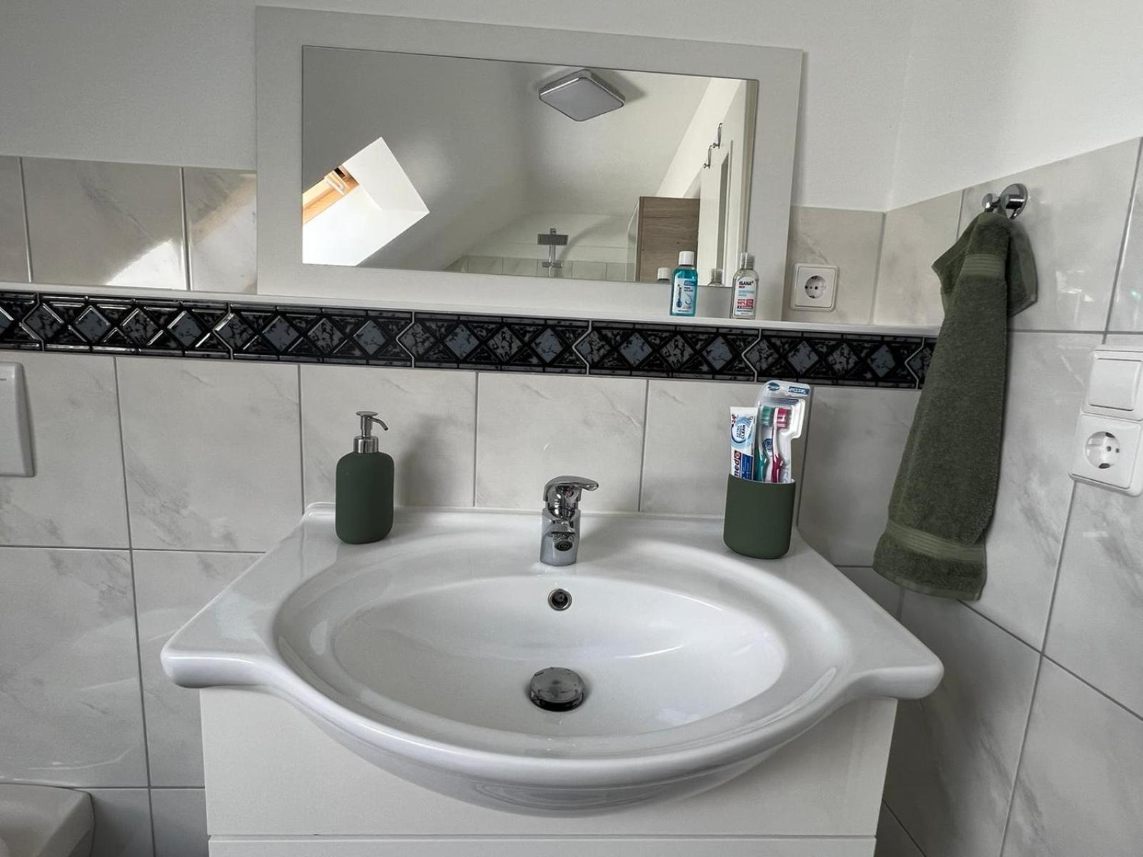 Ferienwohnung Zentral In Loerrach - Konus Gaestekarte Inklusive Экстерьер фото